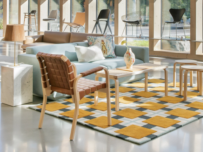 Finnish Design Shop’s showroom presents a fall exhibition inspired by the rich, earthy hues of autumn