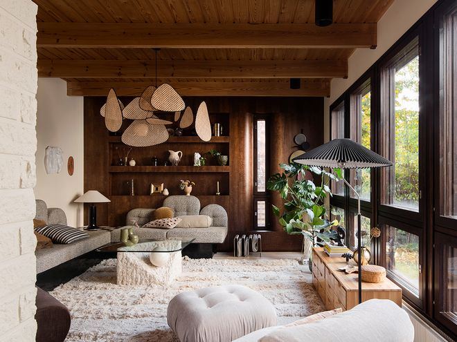 Large windows in the living room