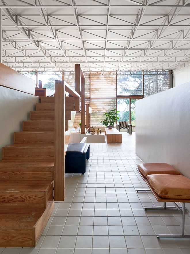 Wooden stairs in the Nurmesniemi House