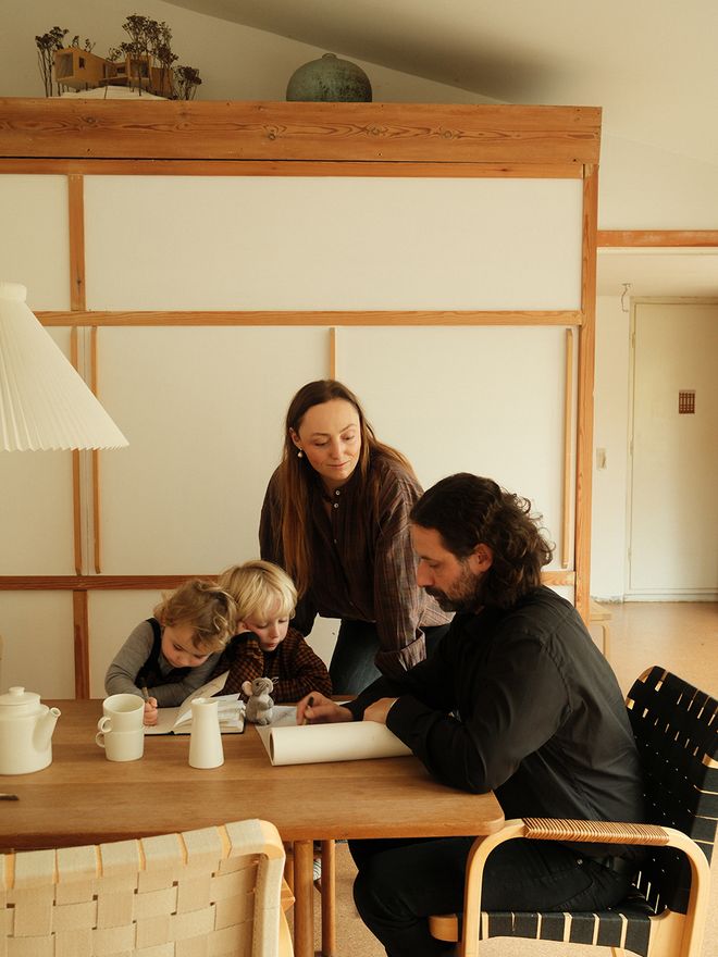 Pil and Martin Kallesø with their children