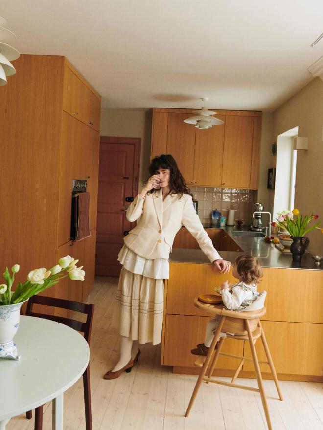 Simone Noa in the kitchen
