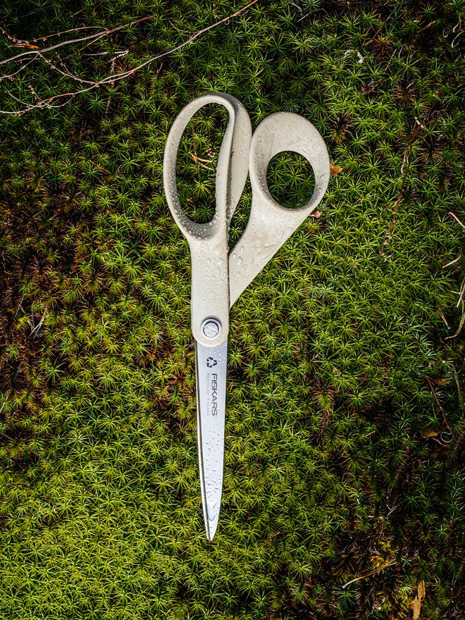 Fiskarsin ReNew isot yleissakset, 25 cm