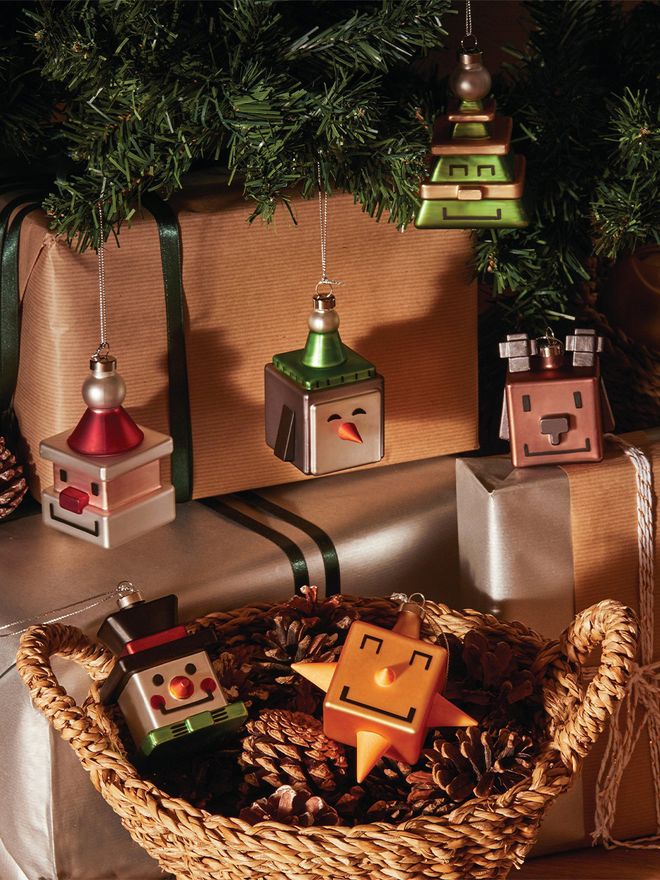 Alessi Dear Deer Cube bauble