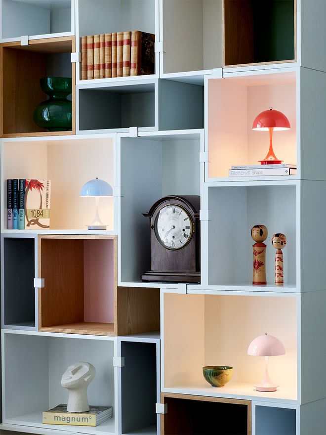Louis Poulsen Panthella Portable 2022: pale blue, pale rose, coral