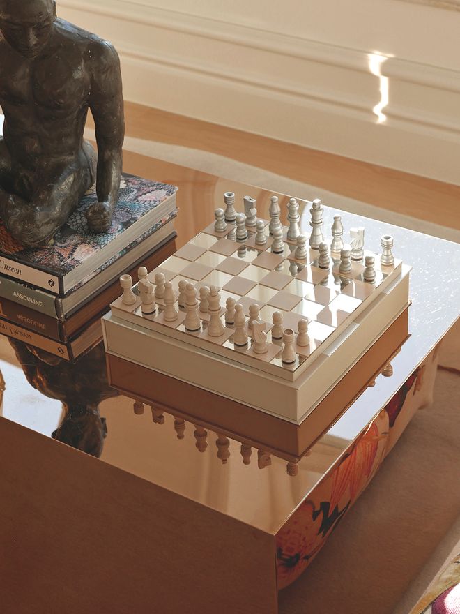 Chess board game