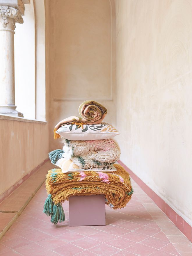 Finarte  Väre rug, 140 x 200 cm, mustard