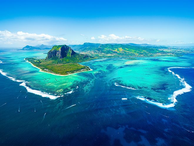Underwater waterfall, Mauritius