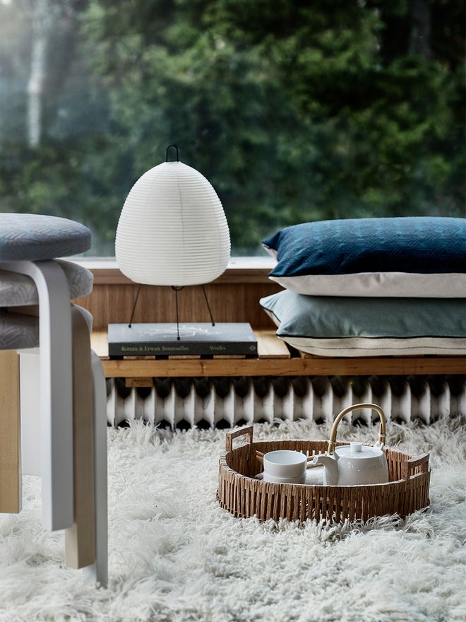 Vitra Akari table lamp