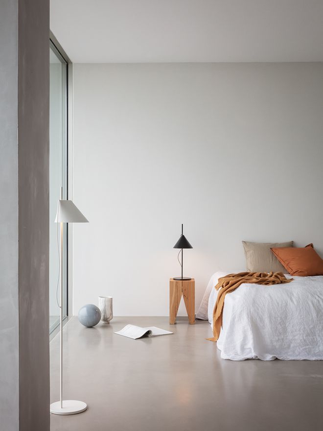 Louis Poulsen Yuh table lamp