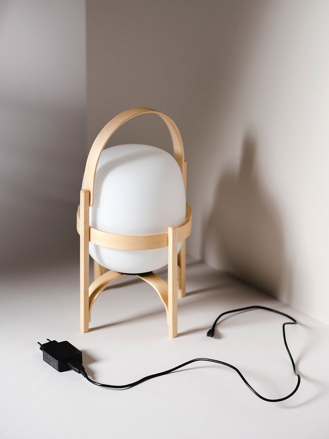 Cestita Batería table lamp