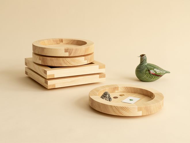Vaarnii 010 tray, round, pine