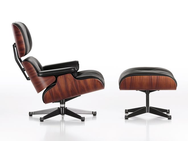 Vitran Eames Lounge Chair -nojatuoli ja -rahi