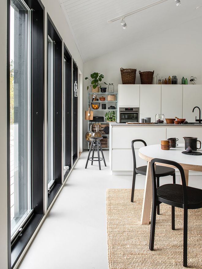 Woodnotes Siro+ chairs