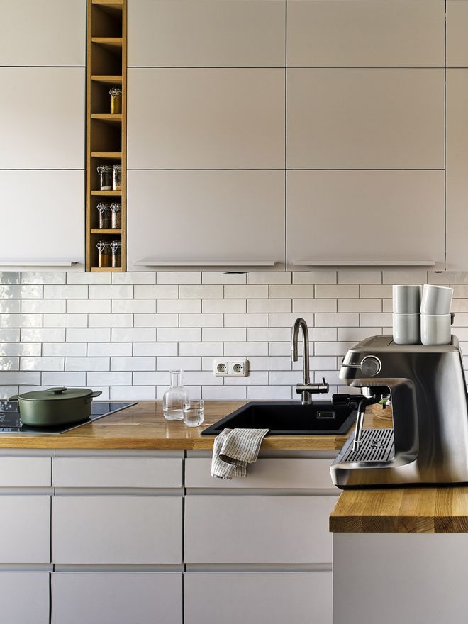 Kitchen cabinets