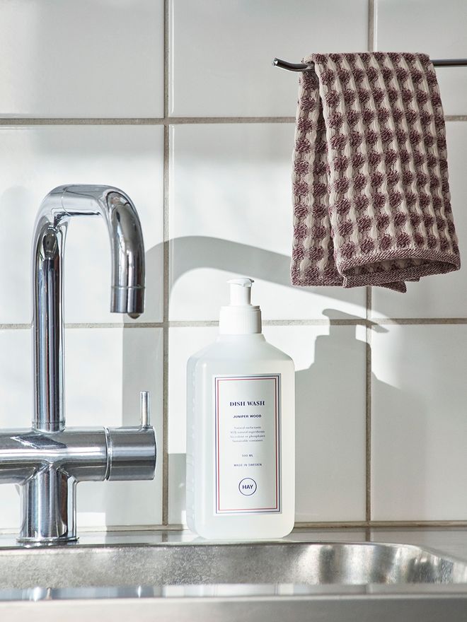 Hay's Twist dishcloth in kitchen decor.