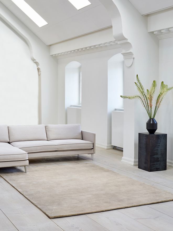 Beige RePeat rug by massimo copenhagen