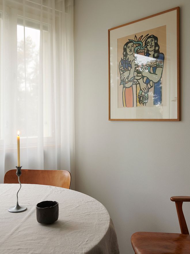 Linen table cloth