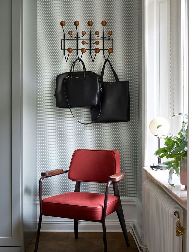 Vitra Hang it all coat rack, chocolate
