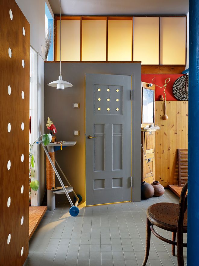 Architect Jouni Kaipia's colorful home in Helsinki