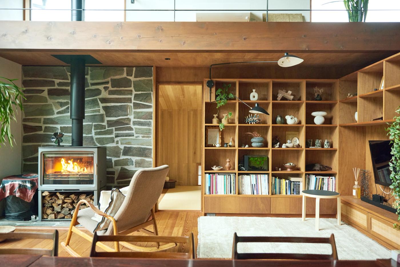 A living room with a fireplace 