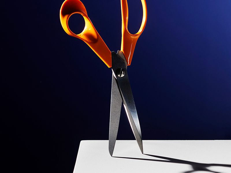 Fiskars’ scissors celebrate 55th anniversary – do you know how the iconic orange color was invented?
