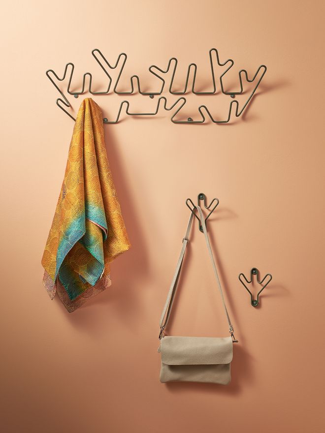 Maze Crown wall hanger, green