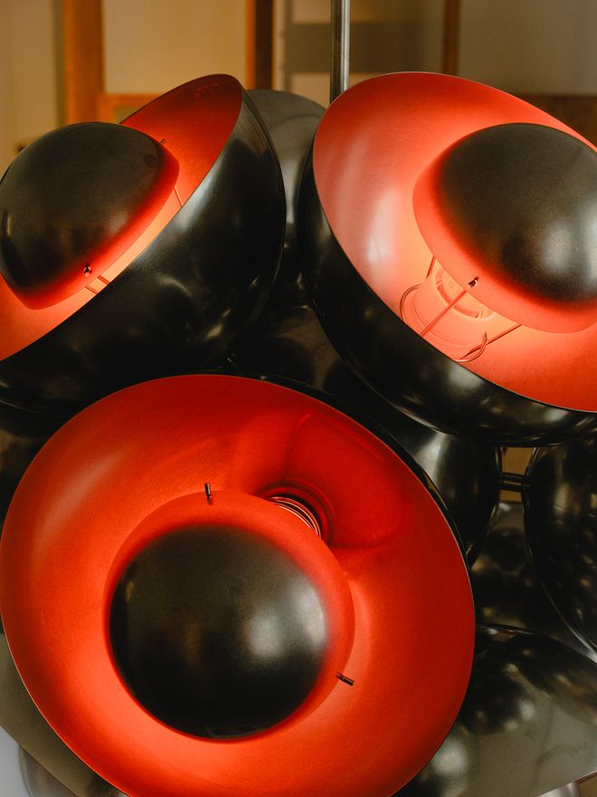 A special installation with Flowerpot pendants