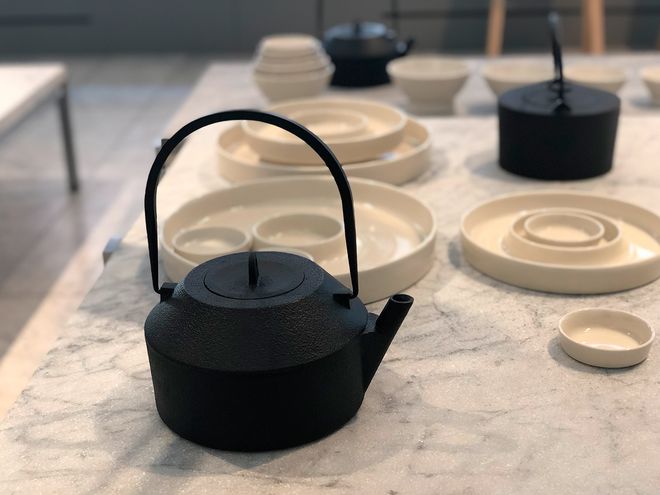 Iwatemo teapot