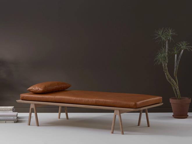 Woud Level daybed