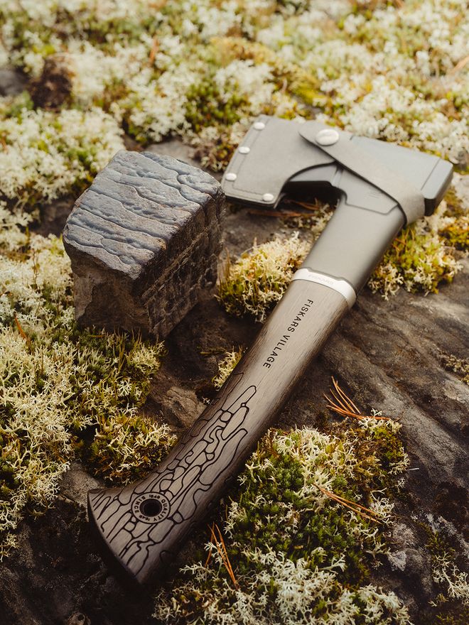 Fiskars LAB axe