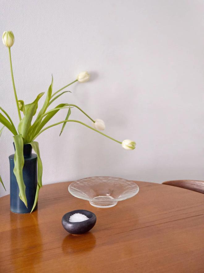 Jenna Kiuru's home, dining table