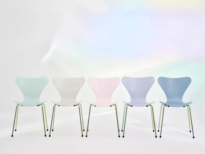 Fritz Hansen’s Series 7 chair 7:14 Colour Edition special colors