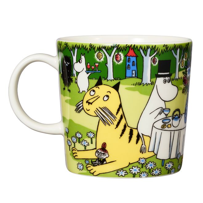 Moomin mug summer 2023 Garden Party, left side