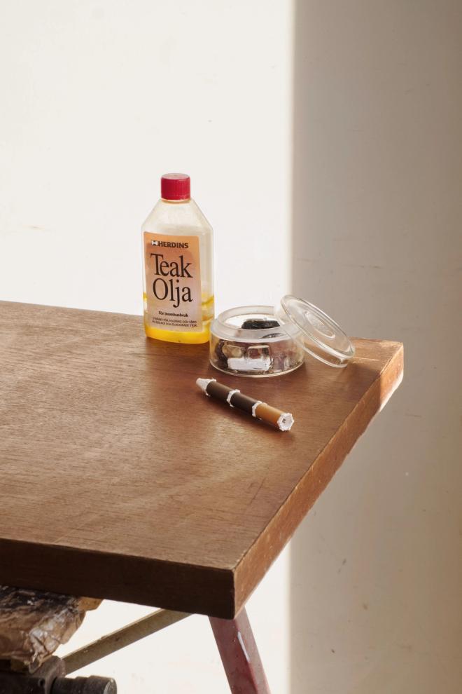 Teak table touch-up
