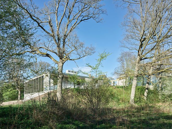 An image of Andrum spa's milieu.