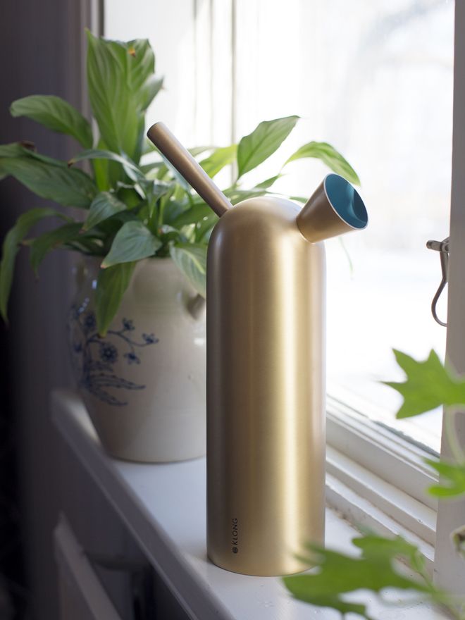 Klong Svante watering can, brass