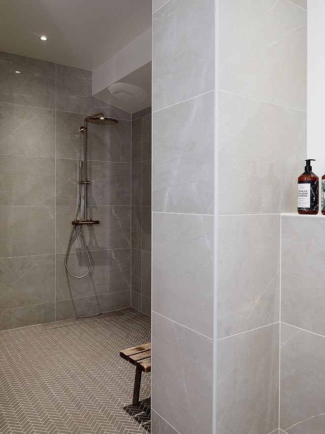 Floor drain by Vieser