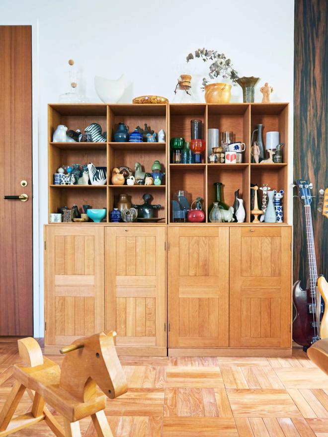 A bookshelf full of Scandinavian vintage ceramics