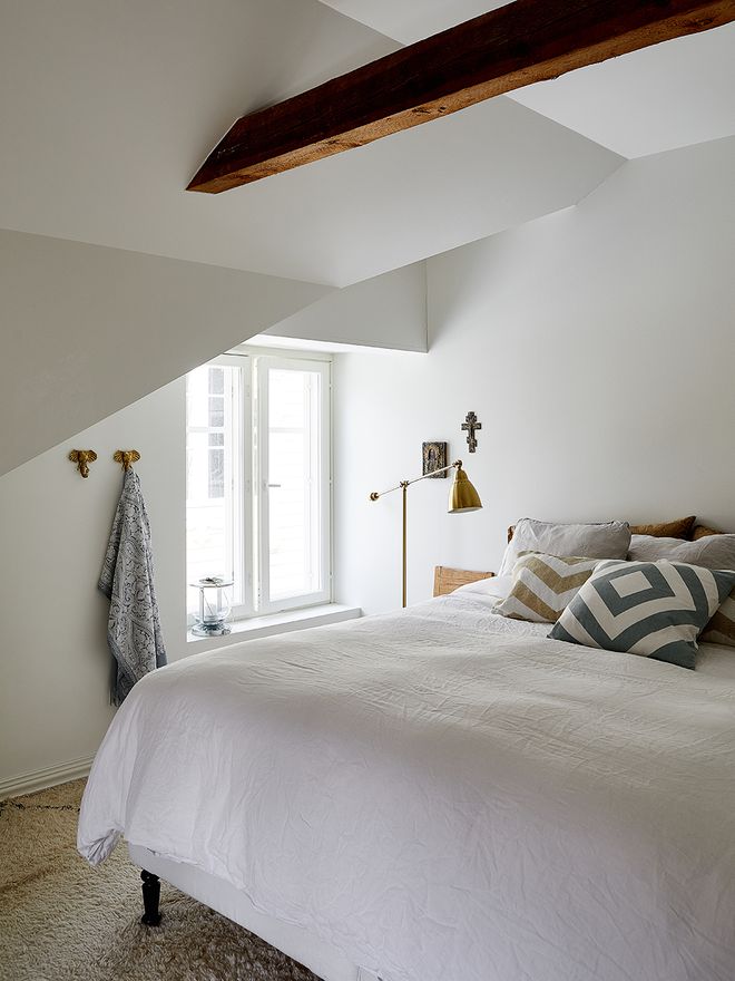 Summer bedroom