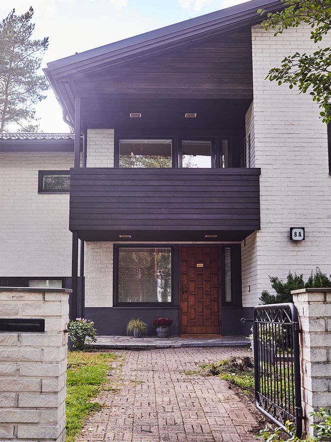 Linda and Christoffer’s 1970’s home was renovated to meet the needs of modern life