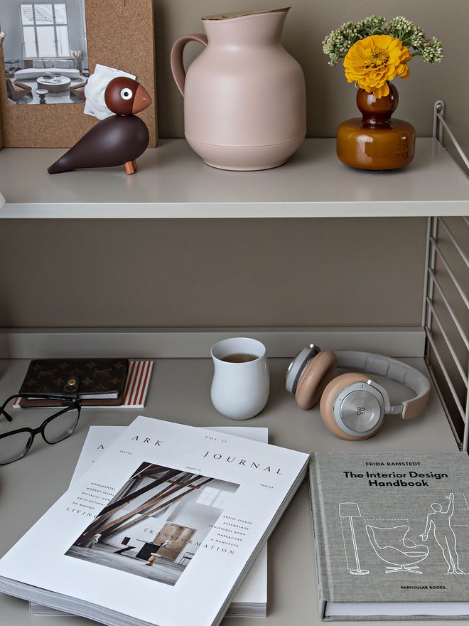  Stelton Amphora vacuum jug for tea, 1 L, soft peach