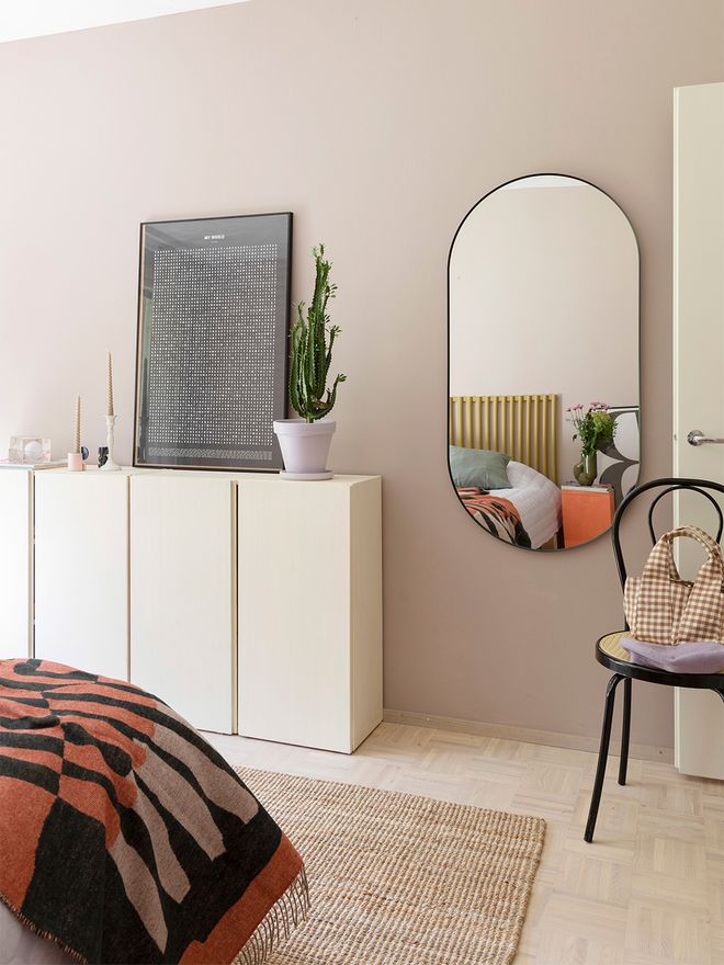 Emilia’s family home has room for design experiments: “If you like colors, don’t be afraid to use them”