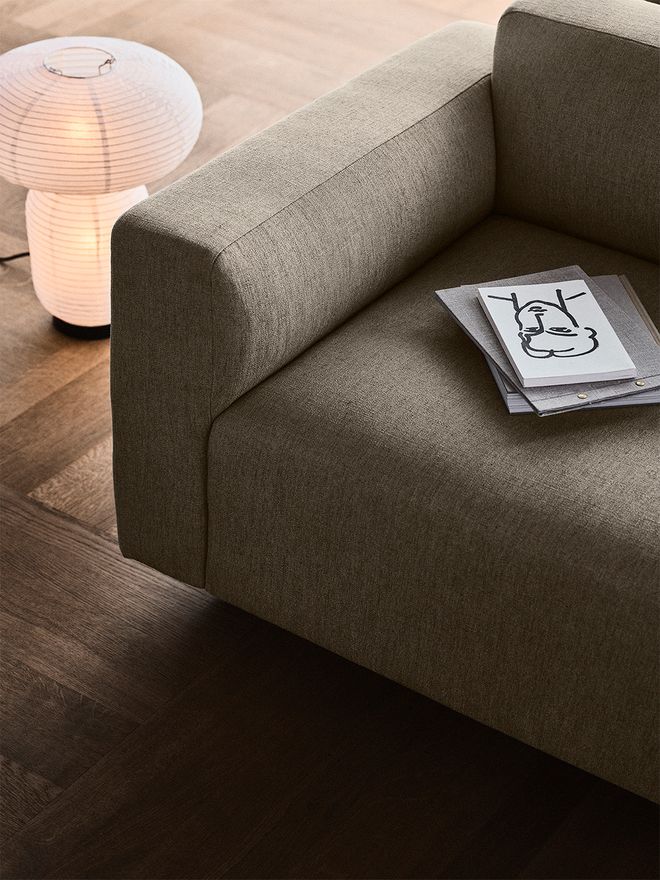 &Tradition Develius sofa and Formakami light