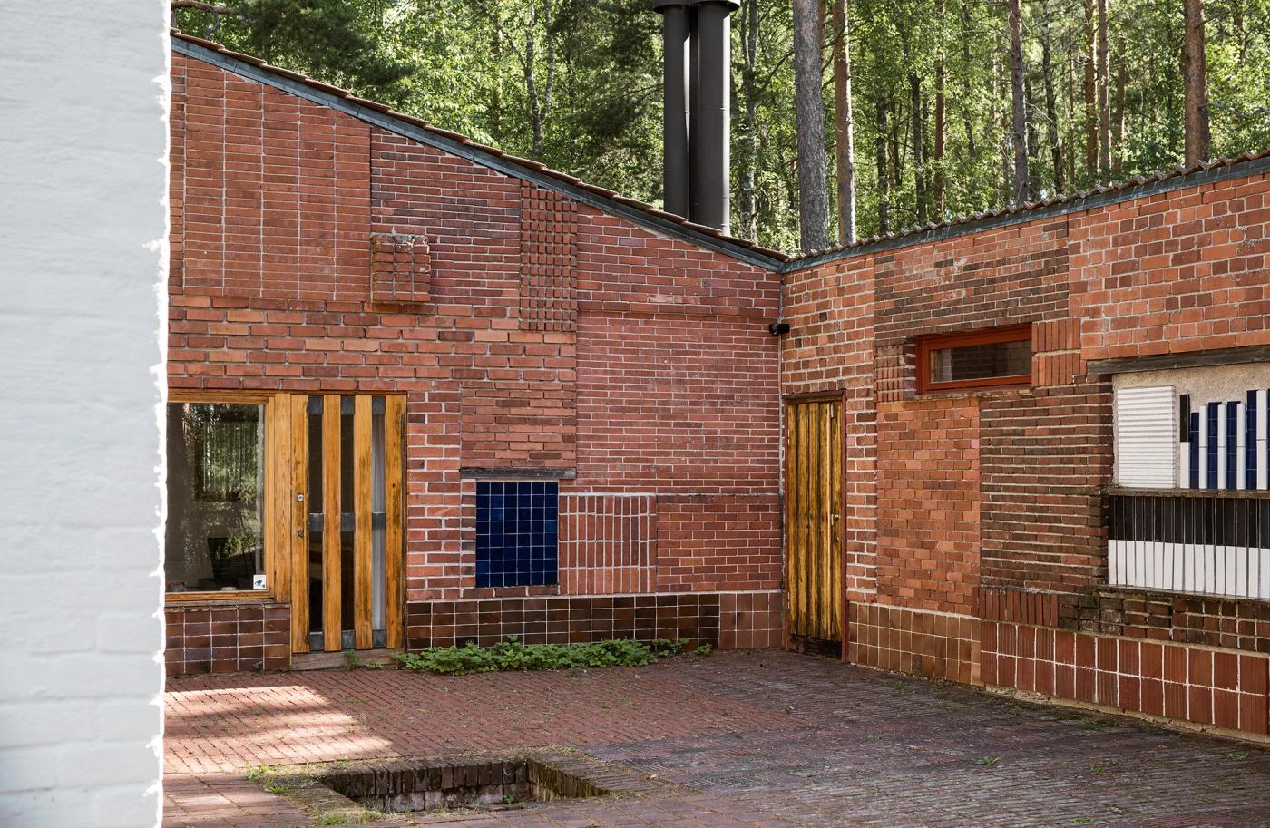 Image of the famous atrium of Alvar Aalto's Experimental House