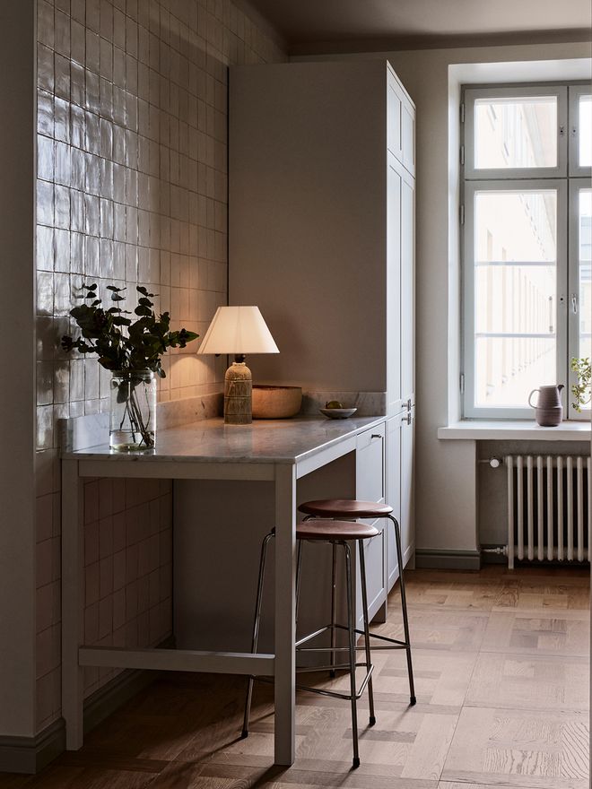 Fritz Hansen, Dot bar stools