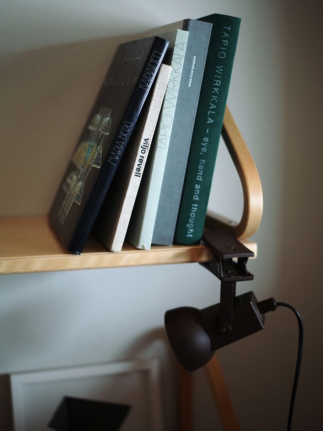 Artek  Aalto wall shelf 112B