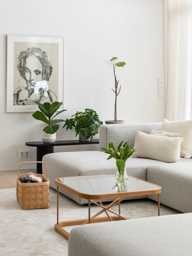 Twiggy coffee table by Woodnotes