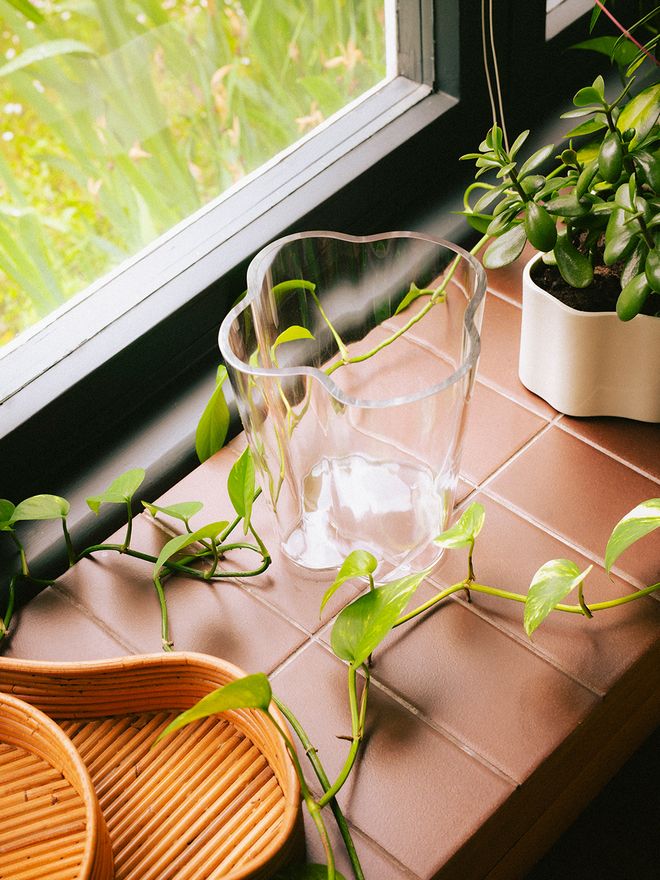 Detail of the tiled window sill in a Rantala row house apartment in Sunila