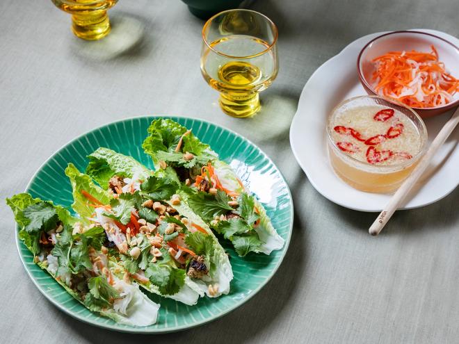 Verde Lanza plates by Serax