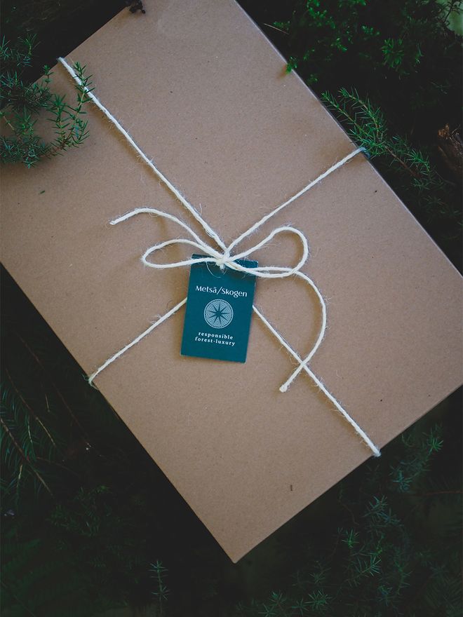 An image with Metsä/Skogen's pampering gift box.